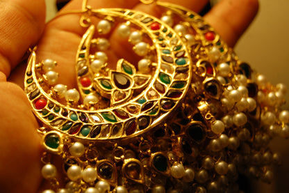 LARGE BALAS IN NAURATAN & PEARLS