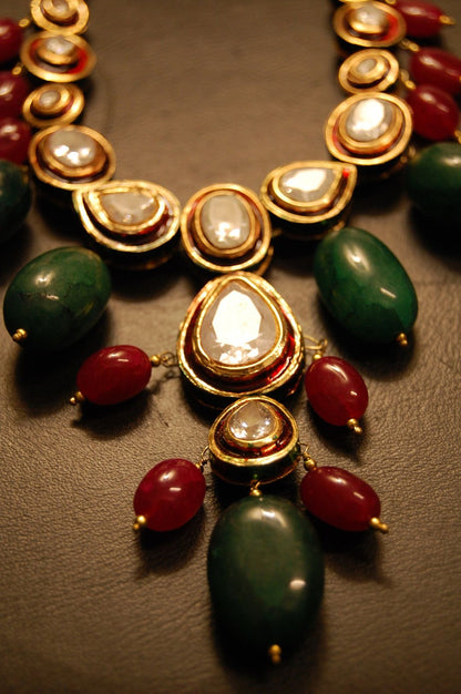 POLKI KUNDAN MALA IN RED & GREEN