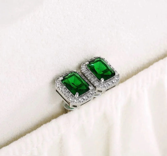 GREEN SMALL EARRINGS