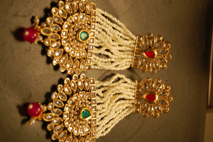 JHOOMAR STYLE EARRINGS IN KUNDAN, PEARLS, RED & GREEN