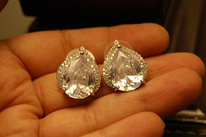ELEGANT ZIRCON EARRINGS
