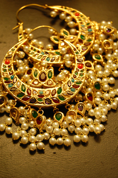 LARGE BALAS IN NAURATAN & PEARLS