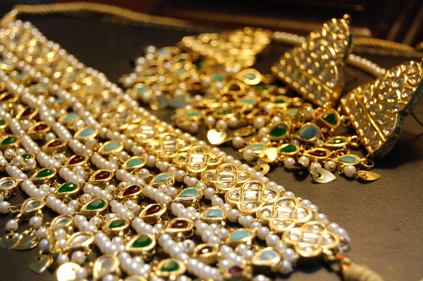 MULTI STONE CHOKER SET