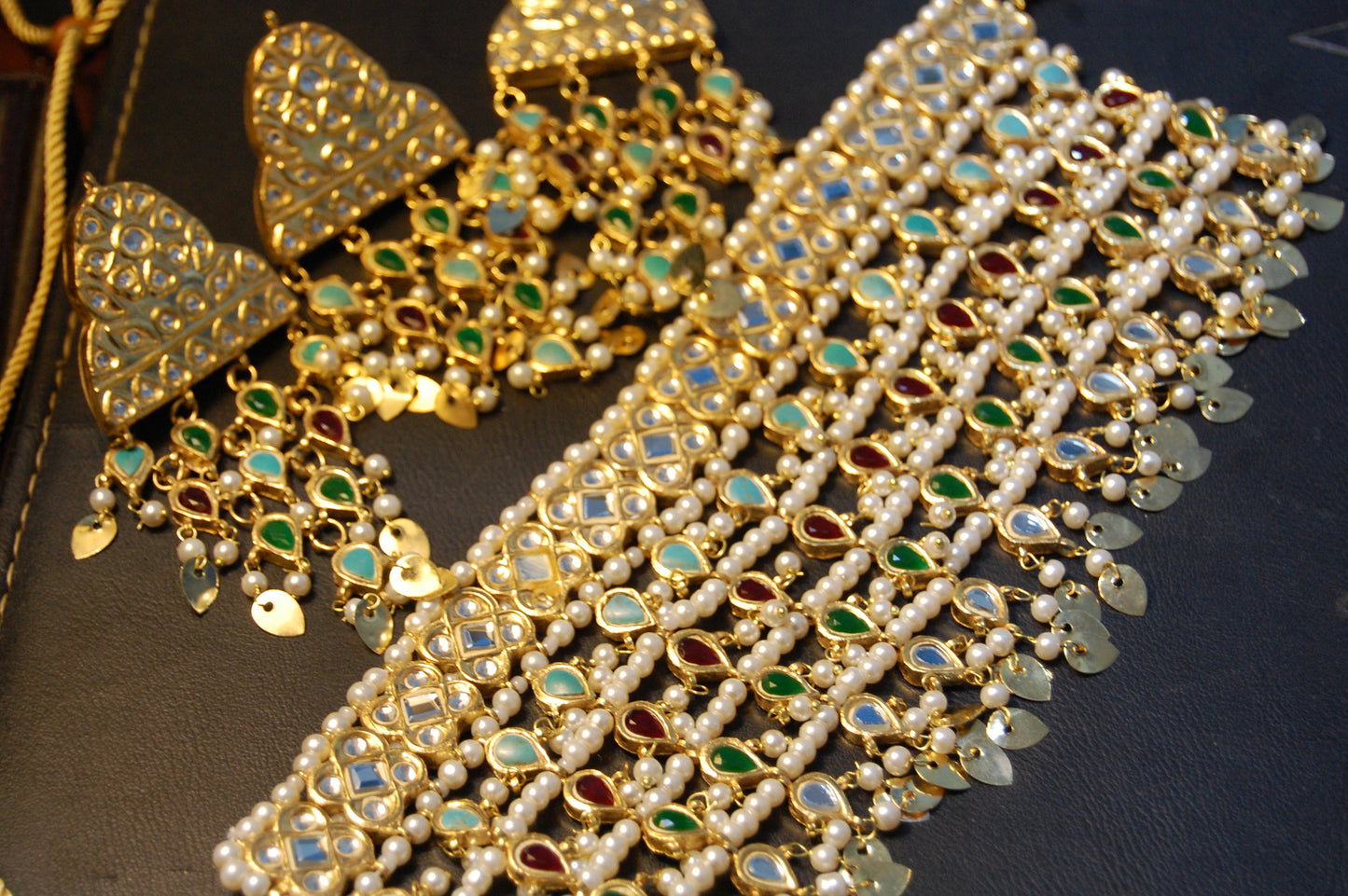 MULTI STONE CHOKER SET