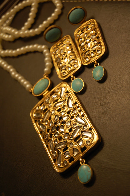 ELEGANT KUNDAN & FEROZA MALA SET