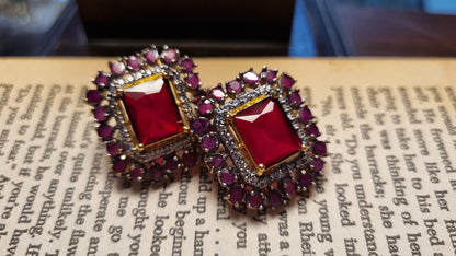 RED SQUARE EARRINGS