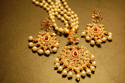 SOUTH INDIAN PEARL NECKLACE SET IN RED, GREEN & ZIRCON