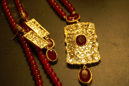ELEGANT KUNDAN & RED MALA SET