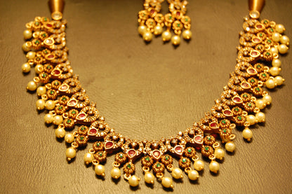 SOUTH INDIAN NECKLACE SET