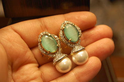 JADE GREEN EARRINGS IN ZIRCON & PEARLS
