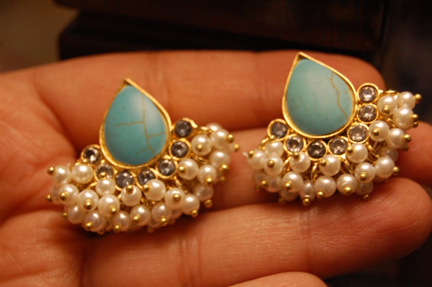 FEROZA KUNDAN & PEARL EARRINGS