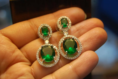 ELEGANT ZIRCON & GREEN EARRINGS