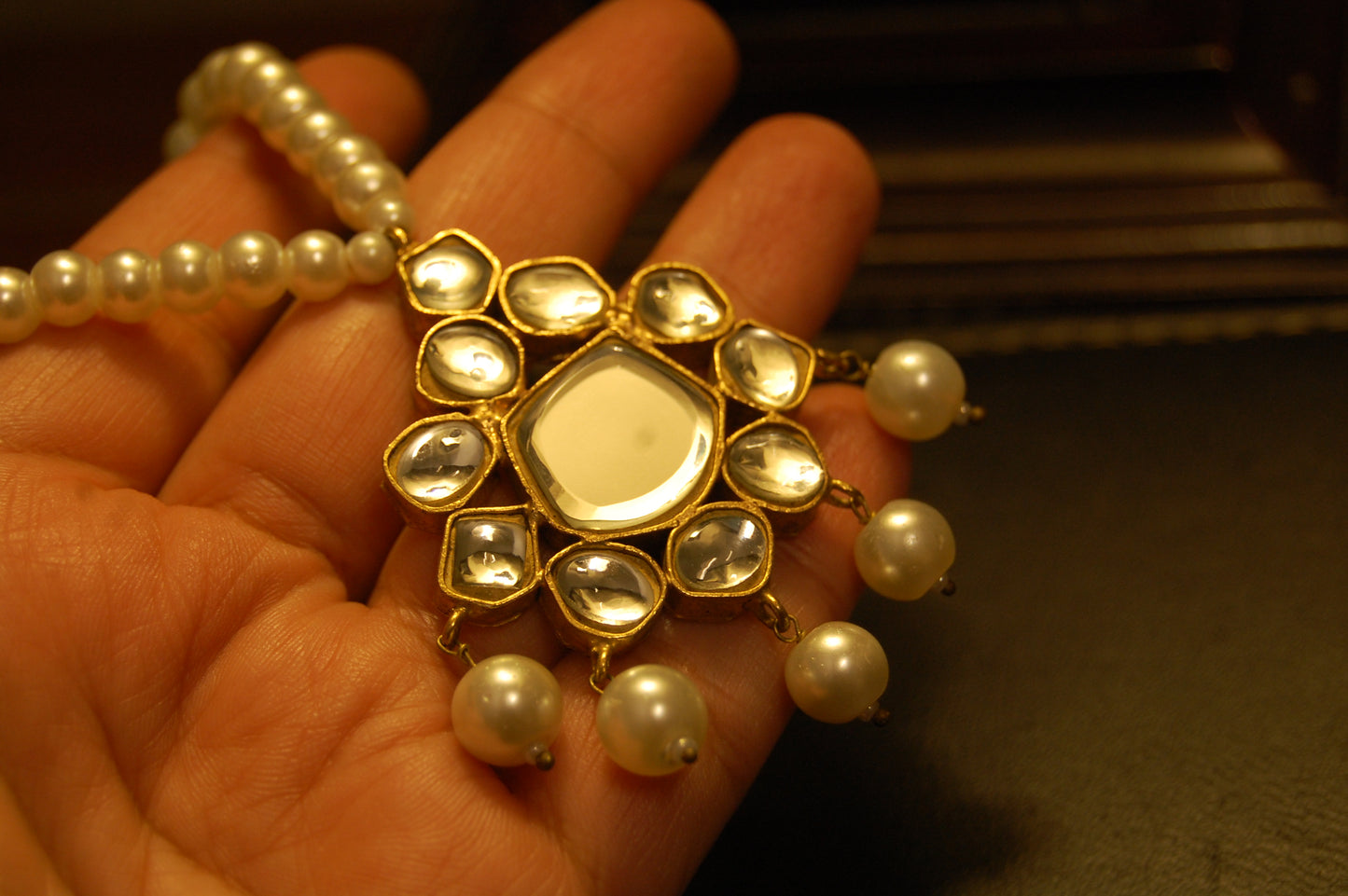 KUNDAN & PEARL MALA