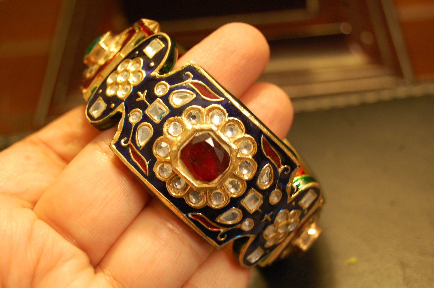 KARA IN MEENA & KUNDAN