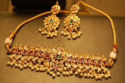 SOUTH INDIAN CHOKER SET IN RED & GREEN