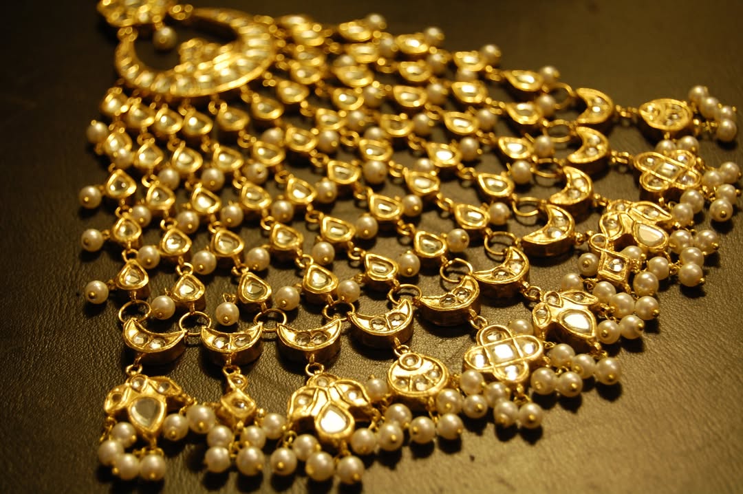 GORGEOUS KUNDAN JHOOMAR