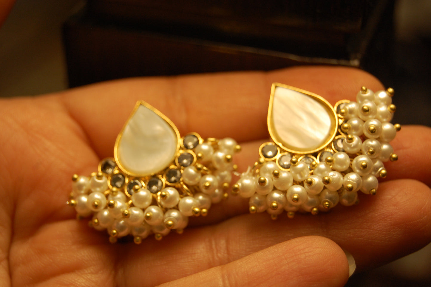 MOTHER OF PEARL KUNDAN & PEARL EARRINGS