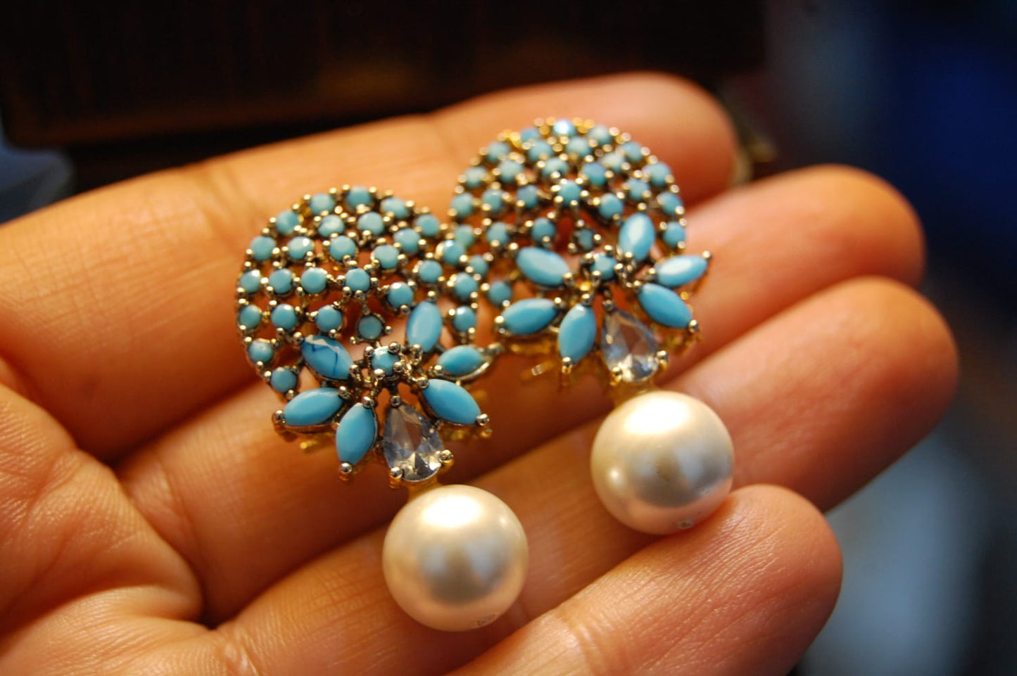 FEROZY & PEARL EARRINGS