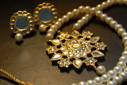KUNDAN & PEARL MALA SET
