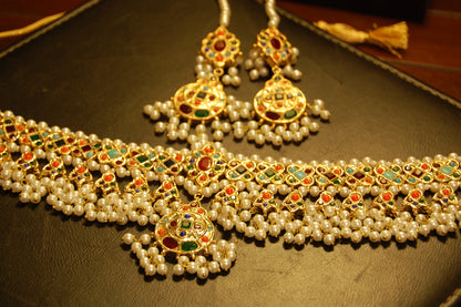 NAURATAN MULTI & PEARLS CHOKER SET