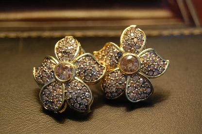 FLORAL CHAMPAGNE EARRINGS