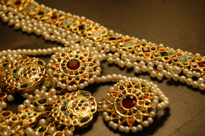 NAURATAN MULTI & PEARLS CHOKER SET