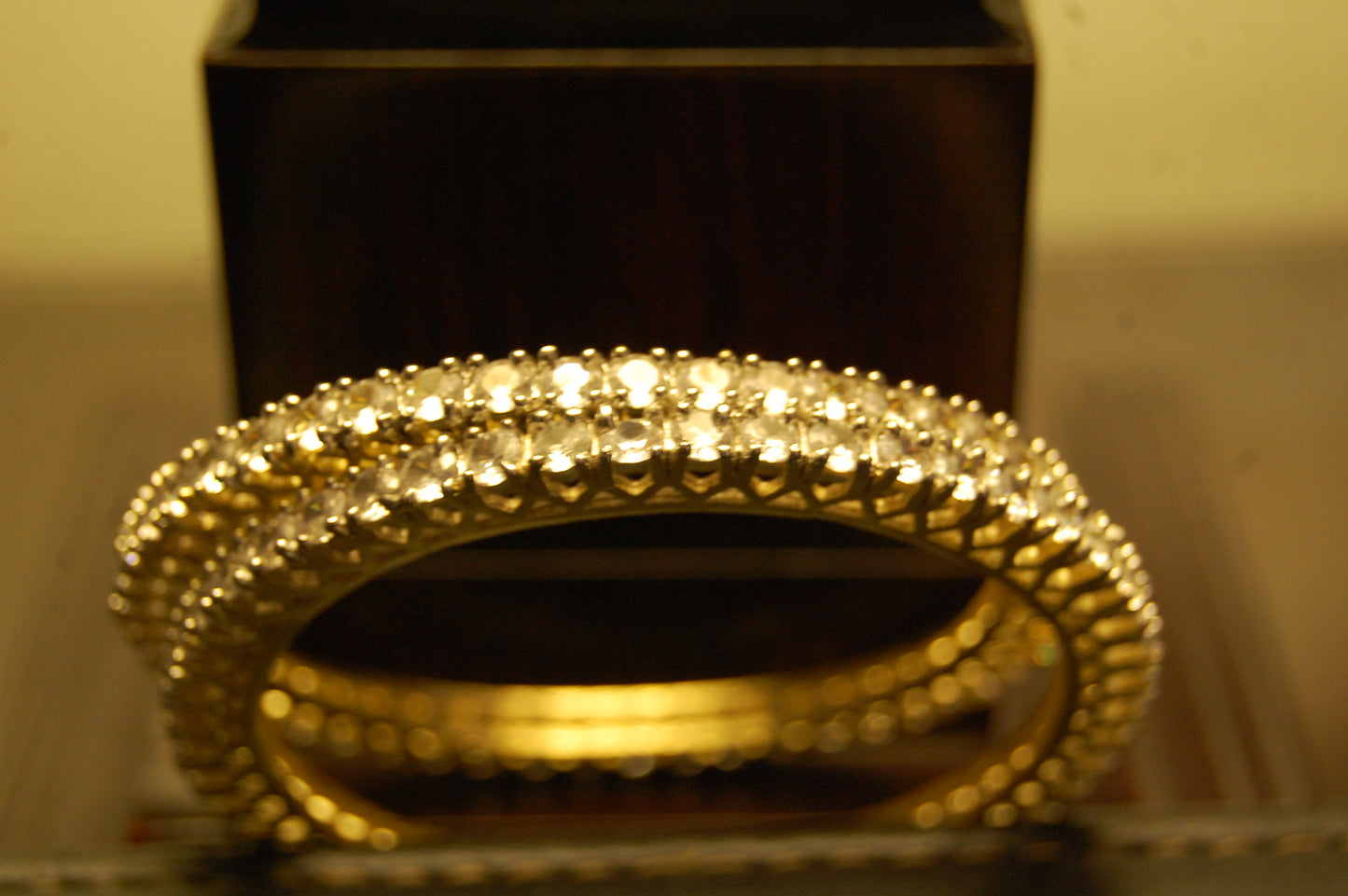 PAIR OF ELEGANT ZIRCON BANGLES