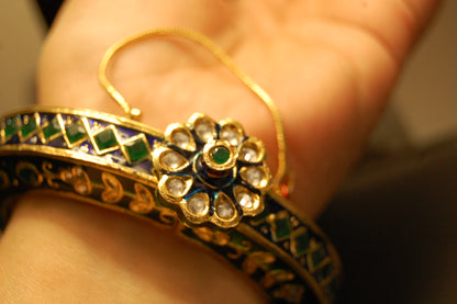 KARA IN MEENA & KUNDAN