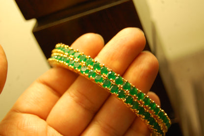 PAIR OF ELEGANT ZIRCON BANGLES