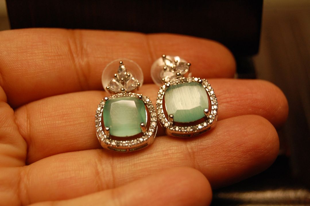 ELEGANT ZIRCON & JADE GREEN EARRINGS