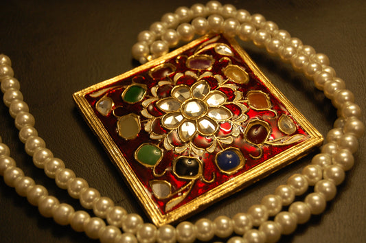 GORGEOUS MALA IN RED MEENA & MULTI STONES