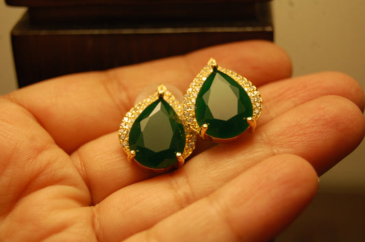 ELEGANT ZIRCON & EMERALD GREEN EARRINGS