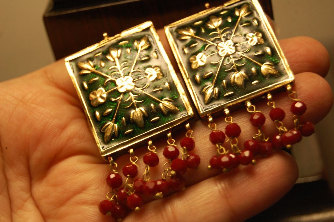 GREEN MEENA EARRINGS WITH RED