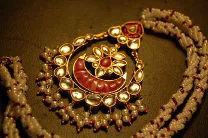 ELEGANT KUNDAN MALA IN RED